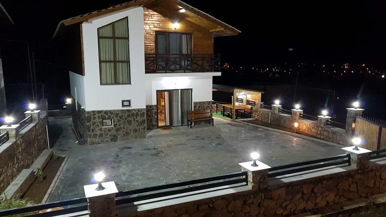 Villa In Mountains Bakoerjani Buitenkant foto
