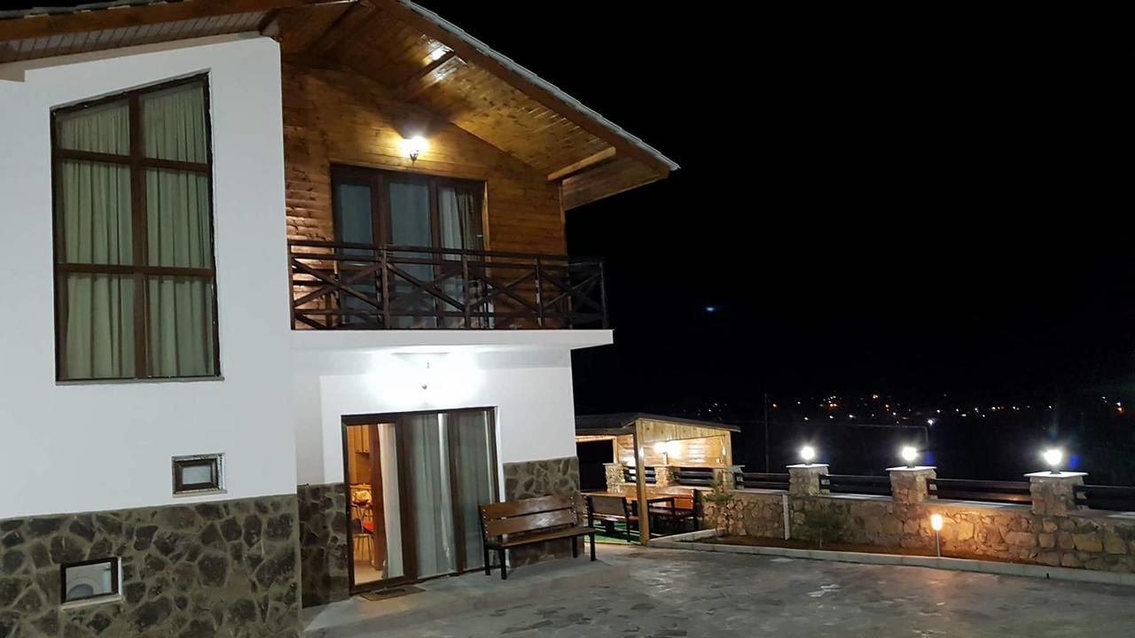 Villa In Mountains Bakoerjani Buitenkant foto